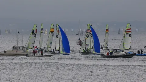 申花荣耀再续：连续两年海港争霸未果，顶级联赛亚军荣耀十度绽放！