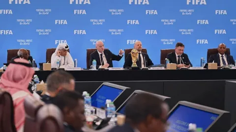 英超焦点对决：水晶宫与伯恩利深度解析，独家比分预测来袭！